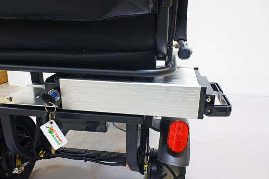 Электротрицикл GreenCamel Кольт V700, красный